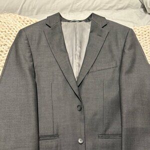 Kenneth Cole Awearness Suit - Grey - Sz 38R/32R
